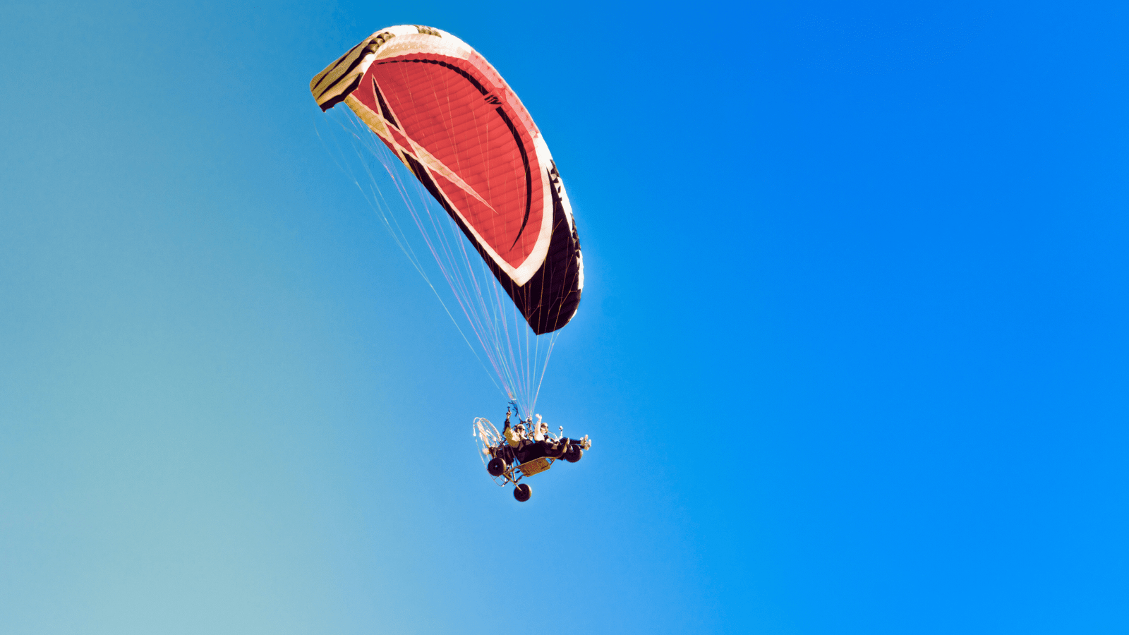 Sky-High Thrills: Why Paramotoring Over Bentota Is a Must-Try Adventure